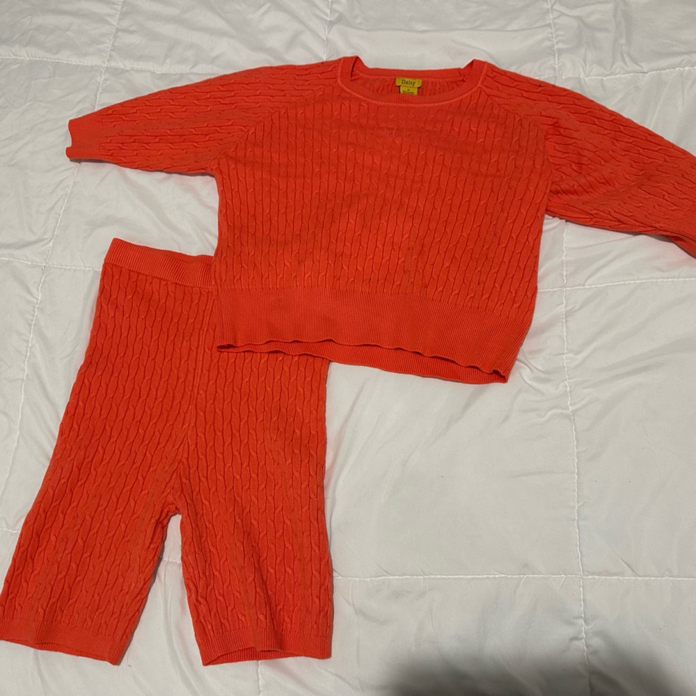 Sweater short set